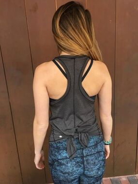 Lululemon Tie It Up Singlet - Heathered Black - 4
